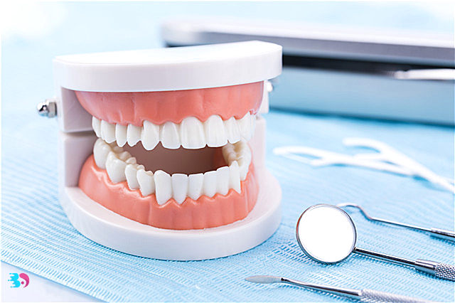 牙线和牙签哪个好(牙线和牙签哪个护理效果好牙线会不会让牙齿松动呢)
