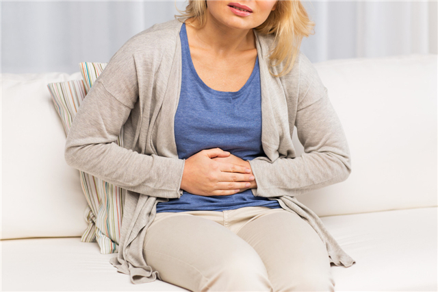 胃溃疡怎么引起来的(导致胃溃疡的原因有哪些胃溃疡该怎么调理)