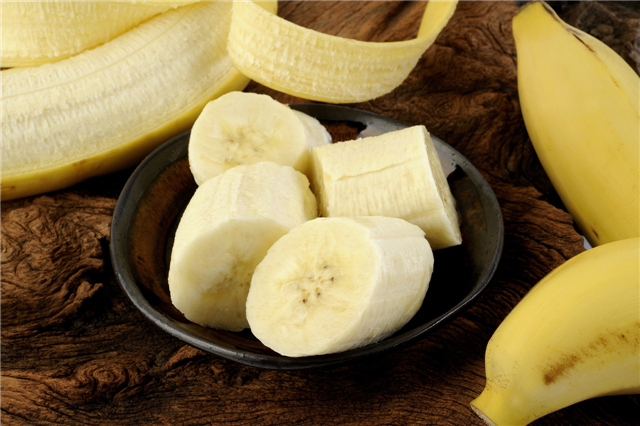 炼乳有哪些家常吃法(香蕉是美味营养的水果香蕉有很多家常吃法对吗)