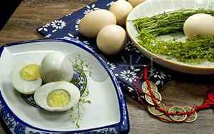 荠菜煮鸡蛋的功效与作用(三月三荠菜煮鸡蛋)