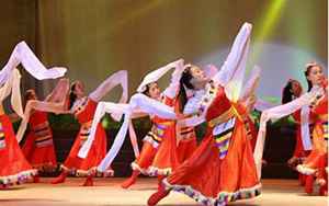 藏族踢踏舞(你想到了什么)