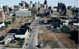 底特律现状(摄影师拍美国底特律衰败景象)